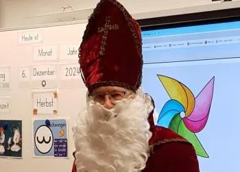 Nikolaus zu Gast in der Klasse 2a