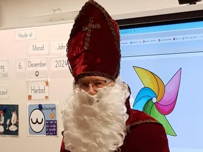 Nikolaus zu Gast in der Klasse 2a