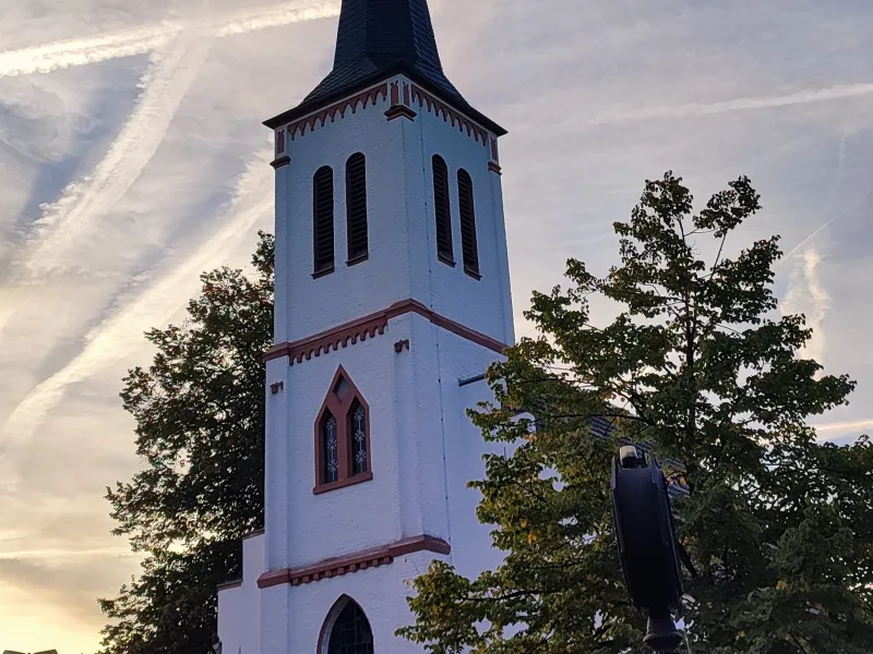 Foto: Klaus Trapp, Evengelische Kirche am Marktplatz in Uedem